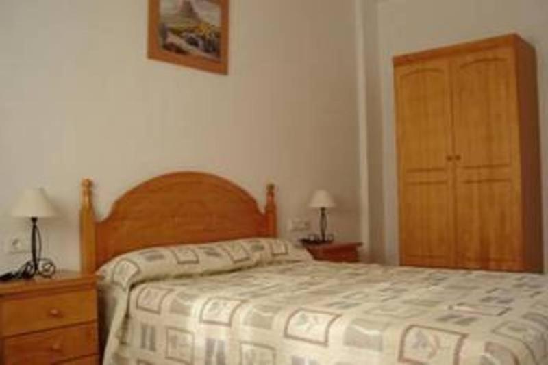 Apartamentos Las Colinas Velez Malaga Værelse billede